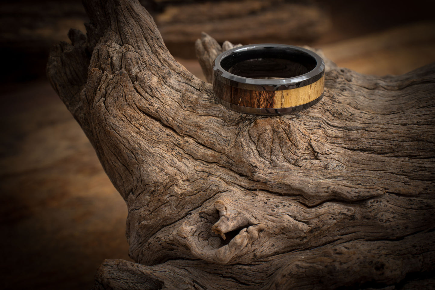 Ceramic Red Bush Willow Inlay Ring 8mm