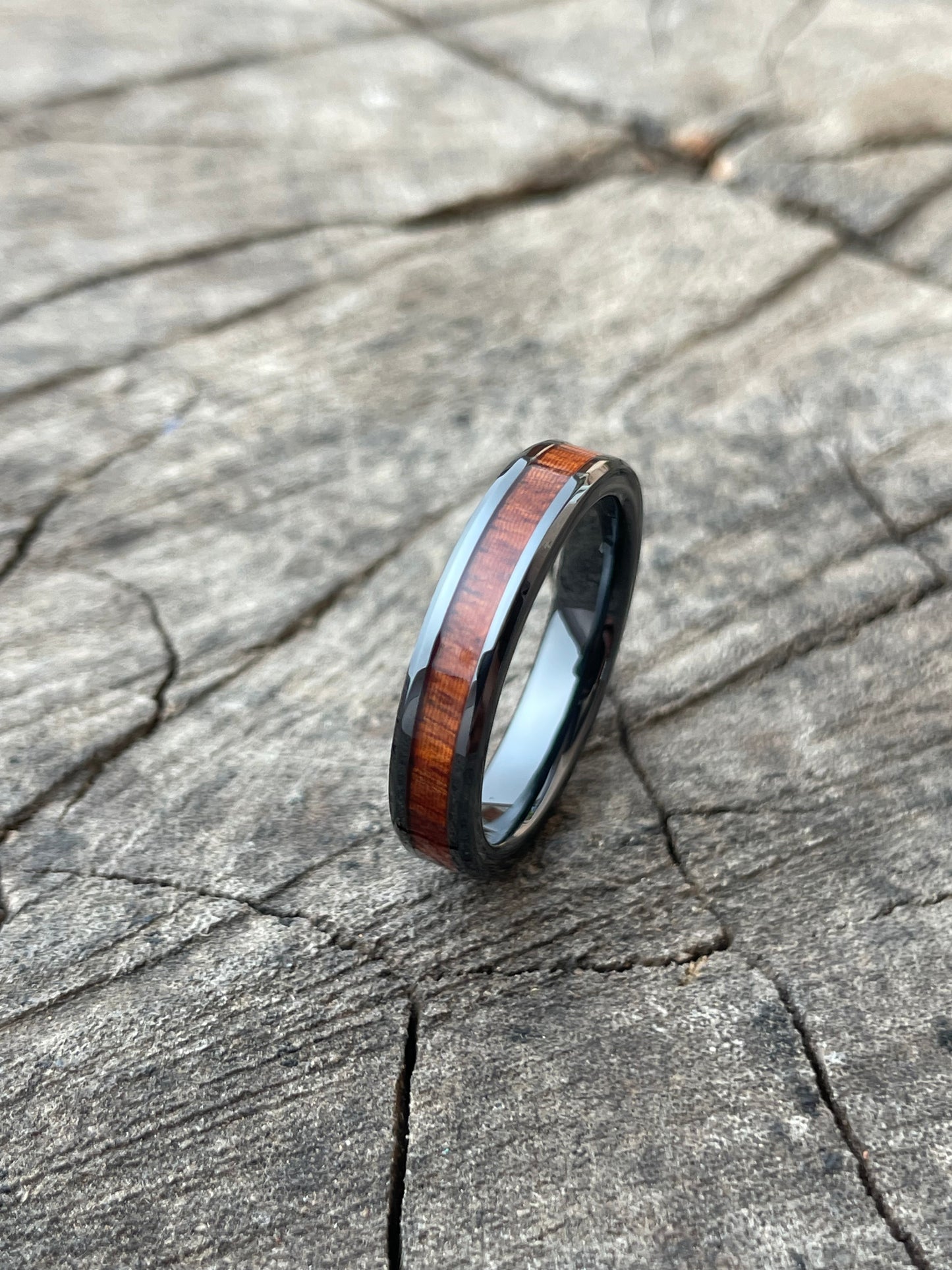 Ceramic Rosewood Inlay Ring 4mm