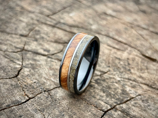Ceramic Wild Olive Burl Platinum Sand Stone Inlay Ring 8mm
