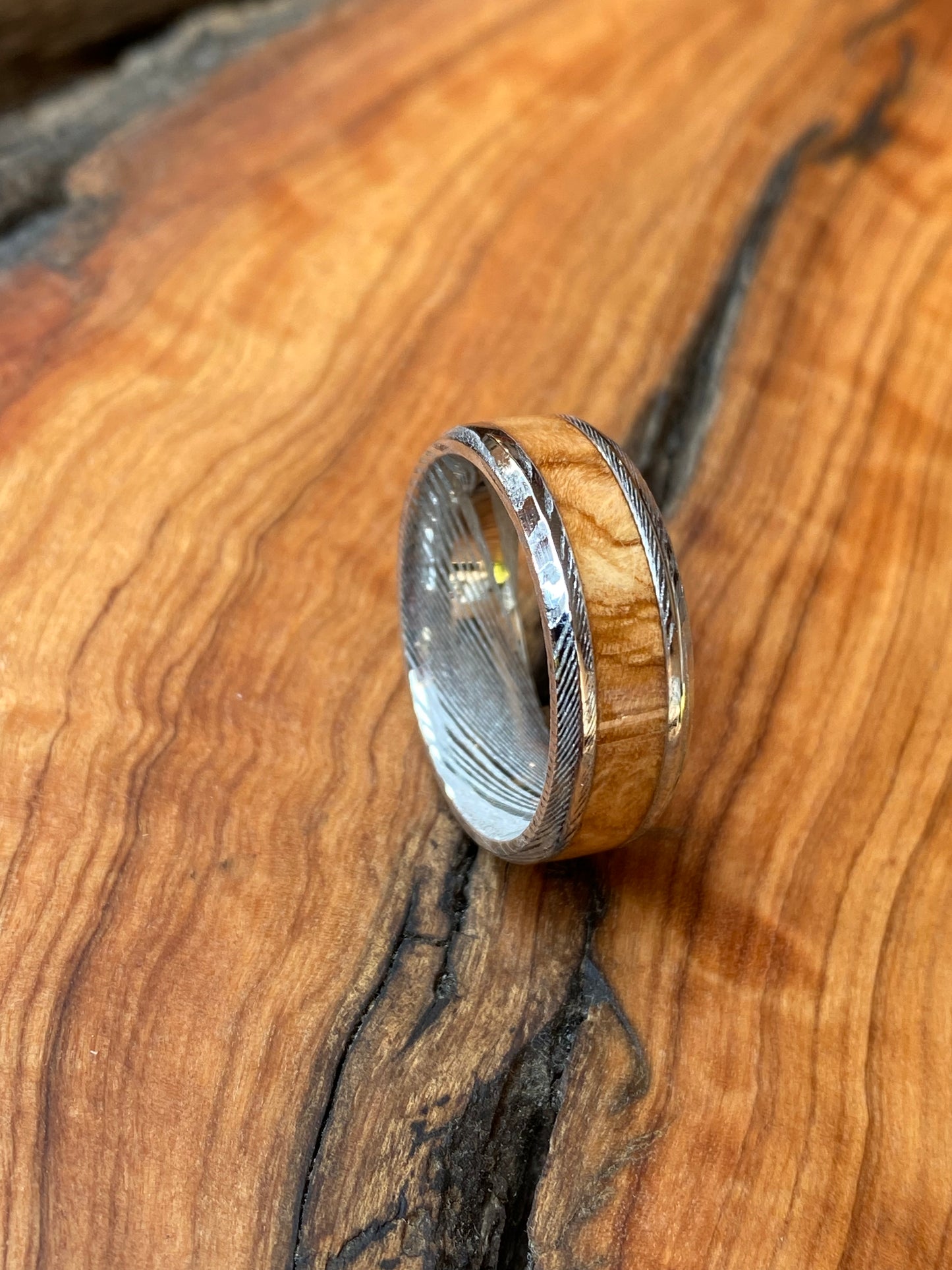 Damascus Wild Olive Inlay Ring  8mm