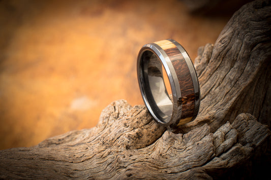 Ceramic Red Bush Willow Inlay Ring 8mm