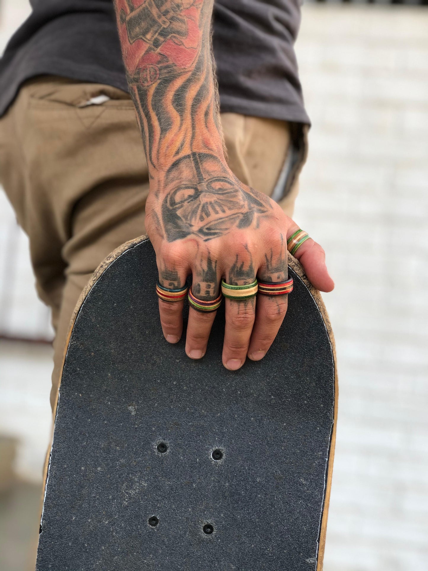 Mixed Dyed Layers Skate Rings  7mm