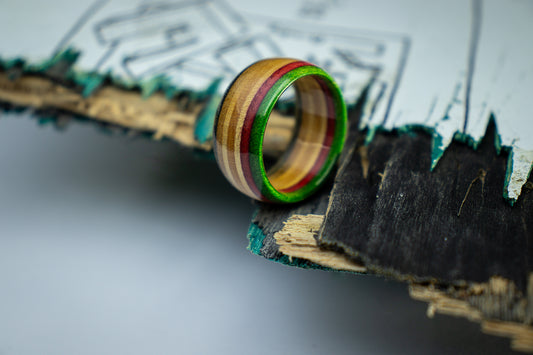 Skate Ring Green / Red / Black 8mm