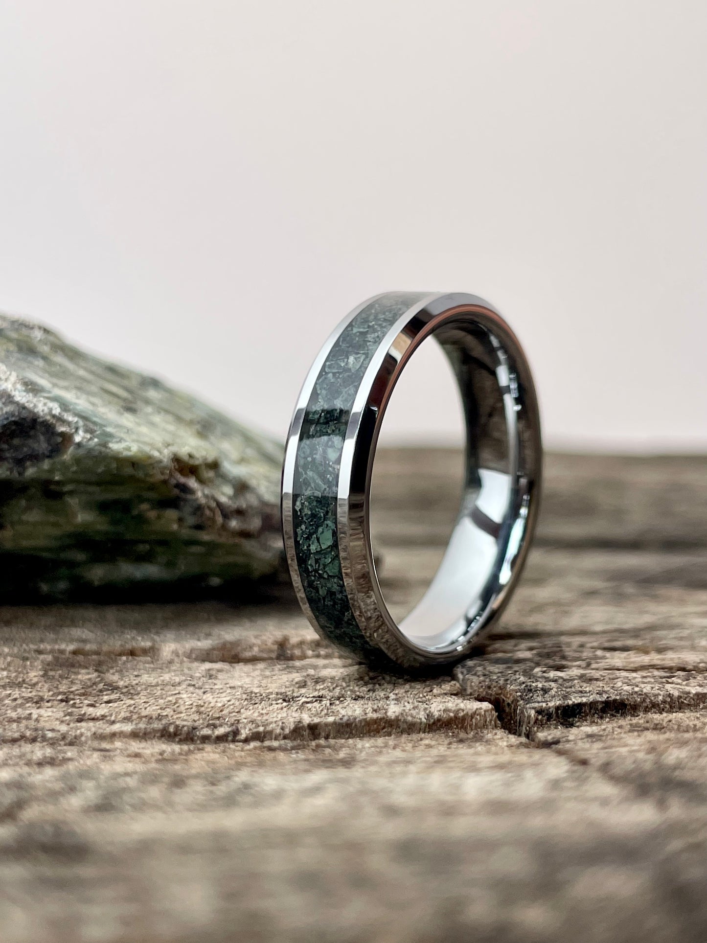 Tungsten Carbide Crushed Verdite Ring 6mm