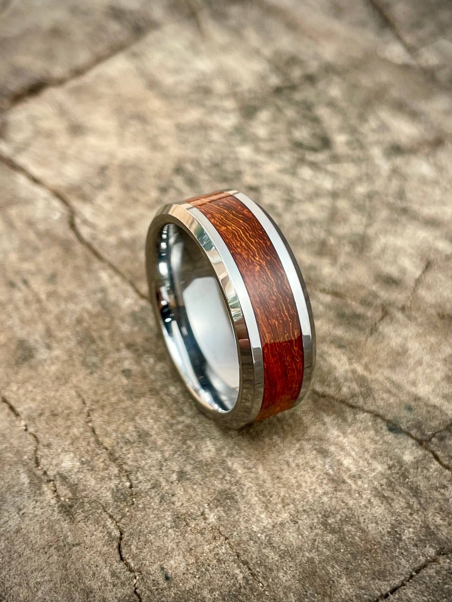Tungsten Carbide Kiaat Inlay Ring 8mm