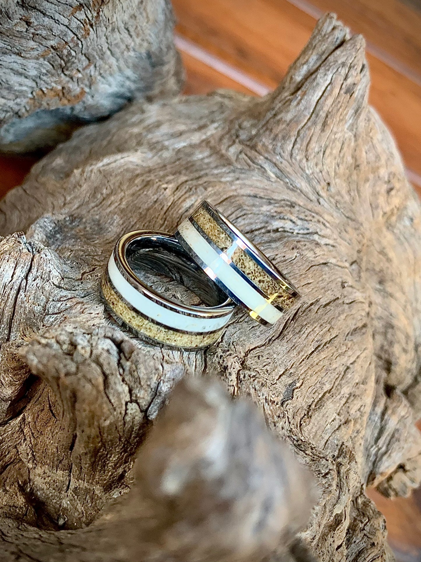 Tungsten Carbide Kudu & Wildebeest Horn Inlay Ring 8mm